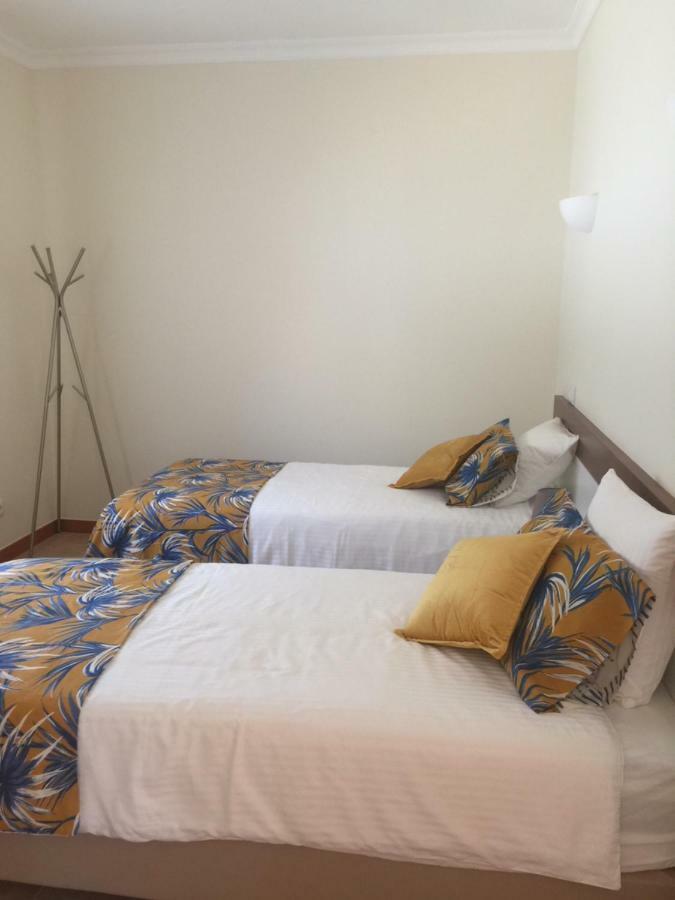 Casa Violeta Villa Mexilhoeira Grande Ngoại thất bức ảnh